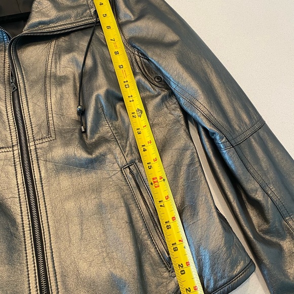 EUC Elie Tahari metallic silver grey leather jacket with silky black lining XS - Picture 9 of 13